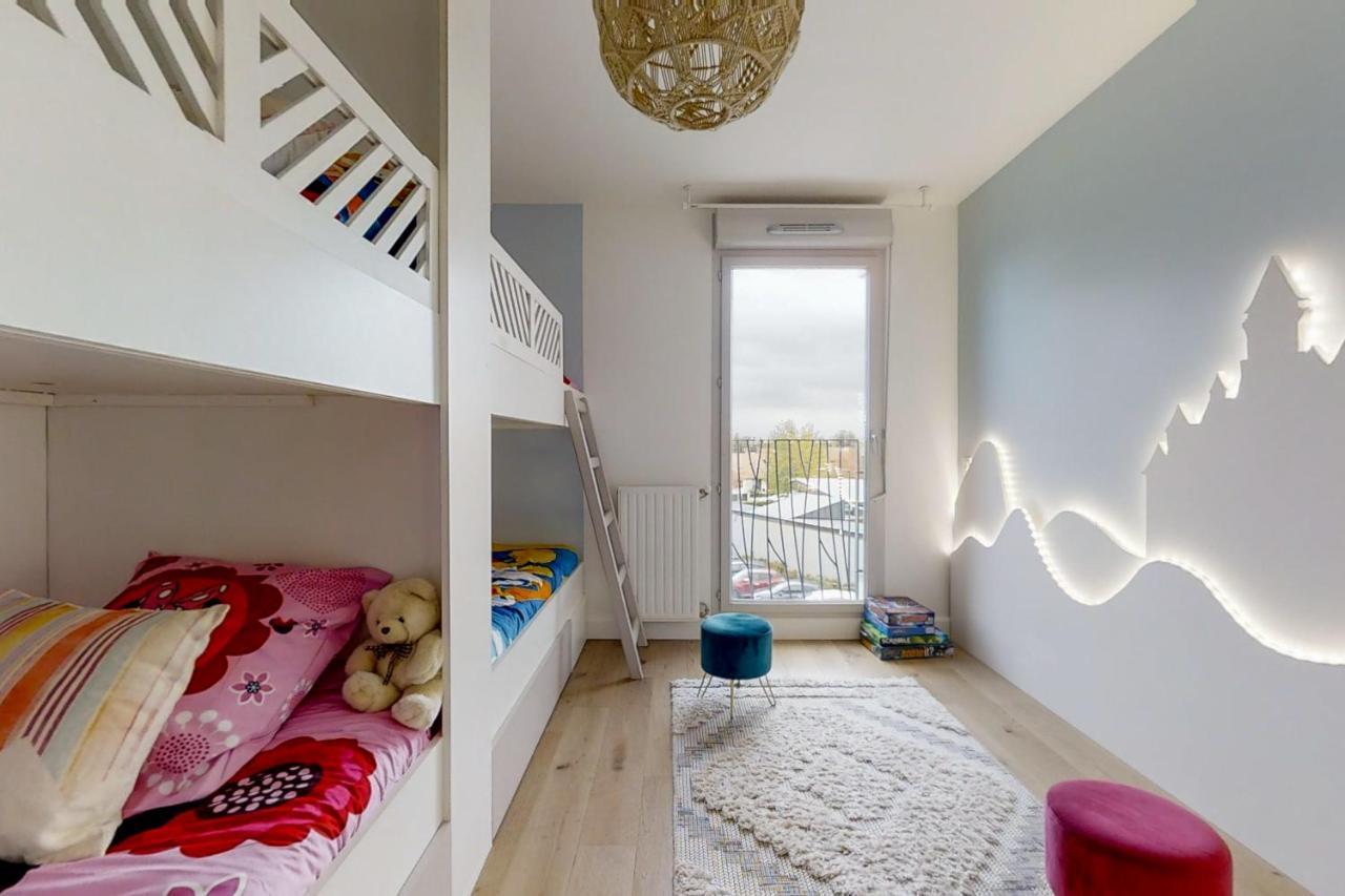Bedland Apartment Bailly-Romainvilliers Bagian luar foto