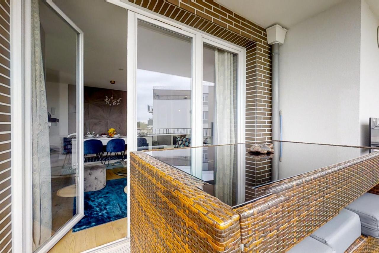 Bedland Apartment Bailly-Romainvilliers Bagian luar foto