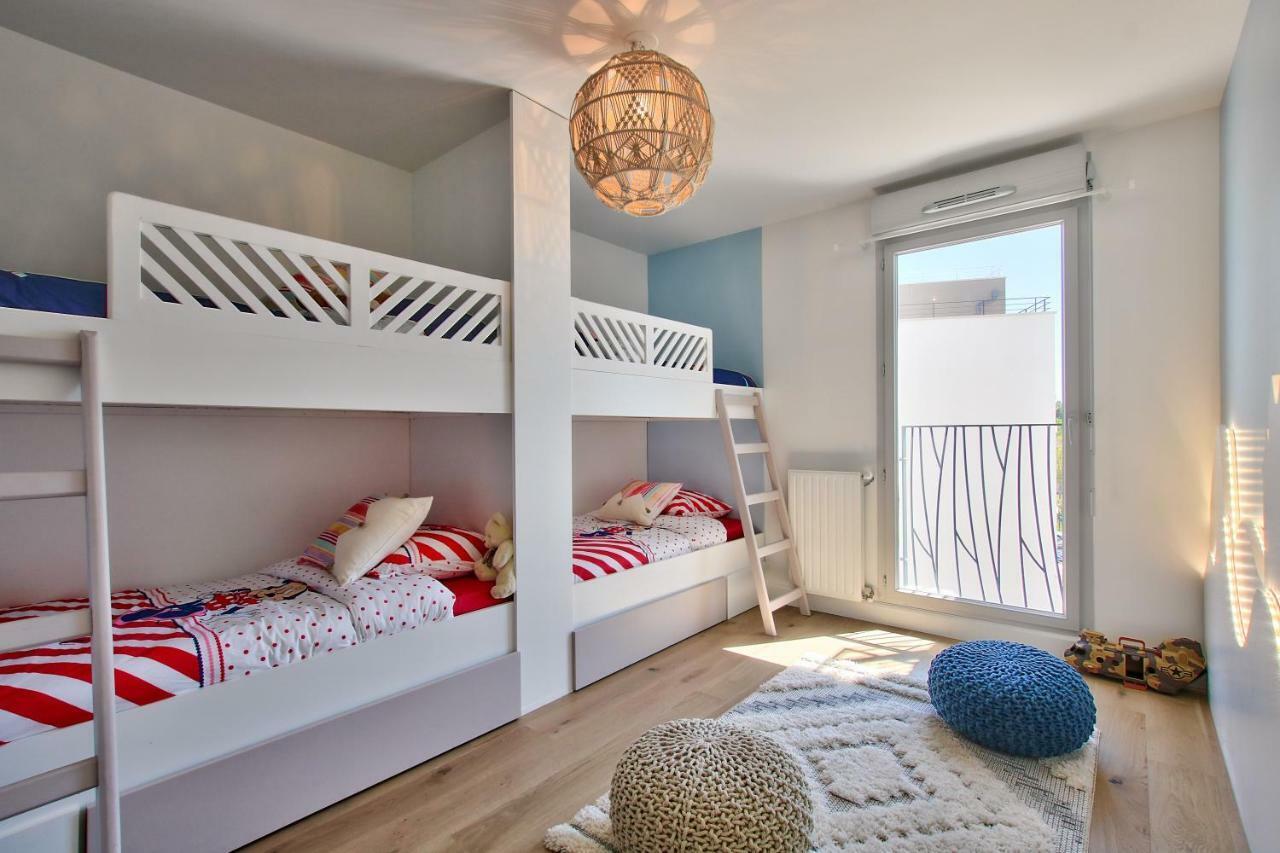 Bedland Apartment Bailly-Romainvilliers Bagian luar foto